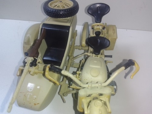 Moto side car bmw militaire - side,
